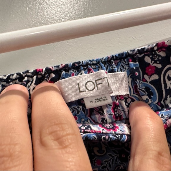 Loft Patterned Pants Size M - Picture 2 of 4